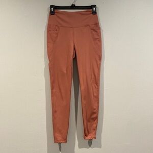 Danskin Salmon Colored Skinny Leggings with Pockets - Size Small